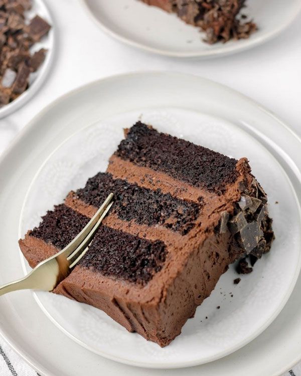 طرز تهیه کیک اسفنجی، کیک هویج و کیک شکلاتی ساده، ترد و خوشمزه