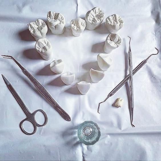 تبریک روز دندانپزشک با عکس ها و متن های جدید ۱۴۰۱