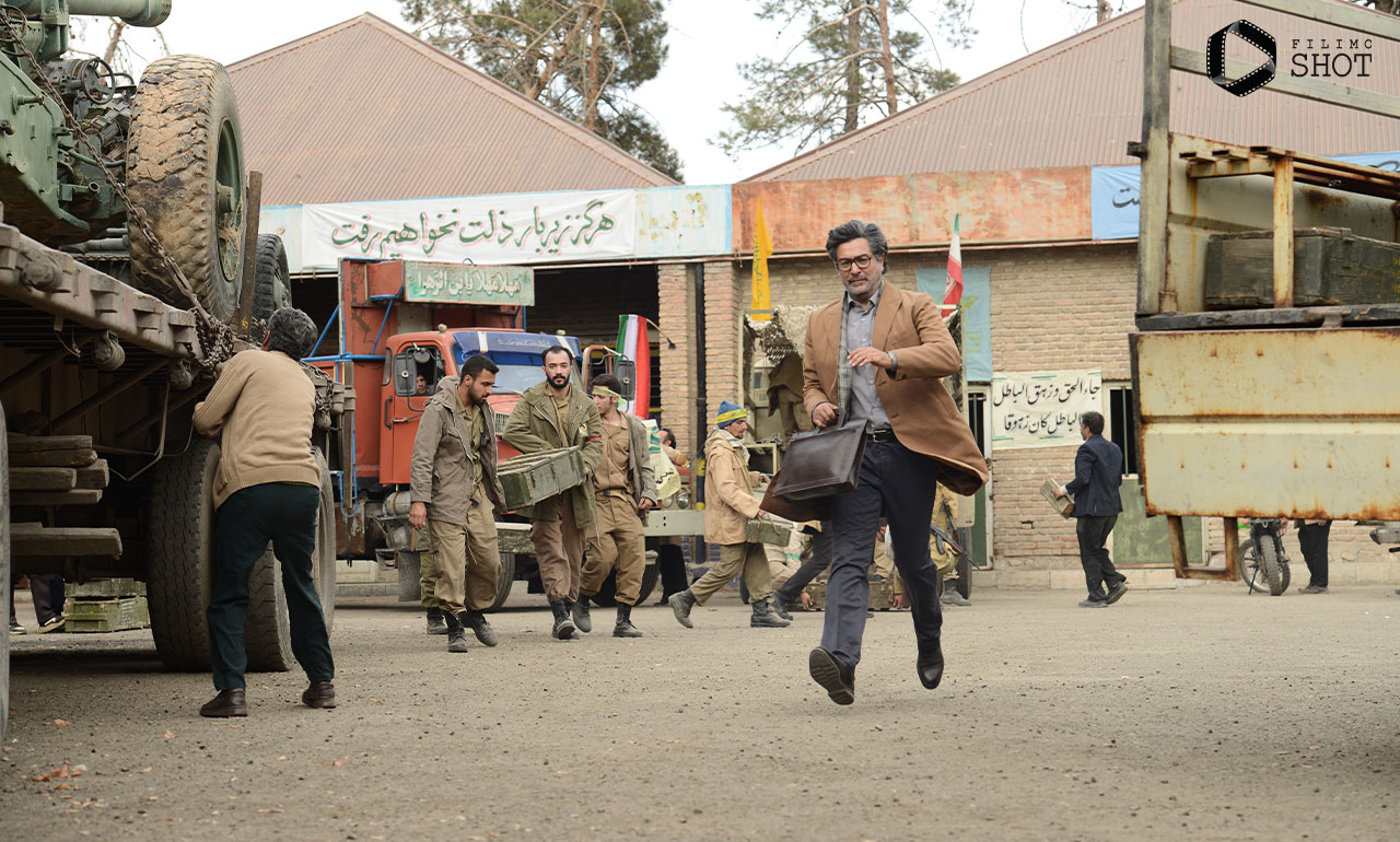 حمیدرضا پگاه در فیلم پرویز خان